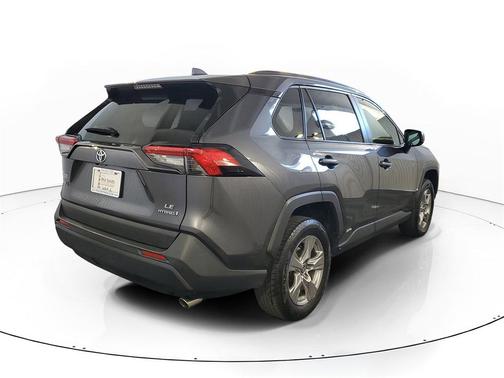 2022 Toyota RAV4 Hybrid SE