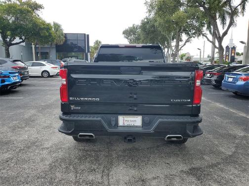 2020 Chevrolet Silverado 1500 Custom