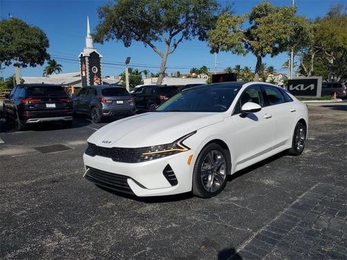 2023 Kia K5 EX