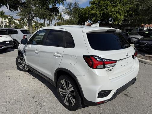 2021 Mitsubishi Outlander Sport SE