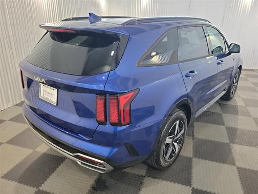 2023 Kia Sorento S