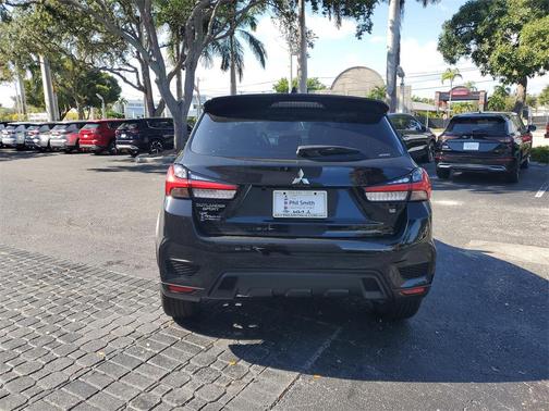 2025 Mitsubishi Outlander Sport SE