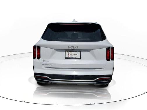 Glacial White Pearl 2023 Kia Sorento S
