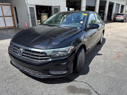 Black Uni 2019 Volkswagen Jetta 1.4T S