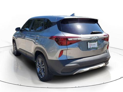 Steel Gray 2023 Kia Seltos LX