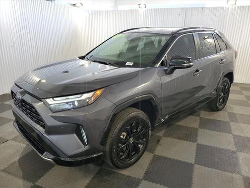 2024 Toyota RAV4 Hybrid SE