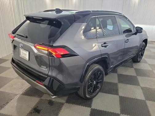2024 Toyota RAV4 Hybrid SE