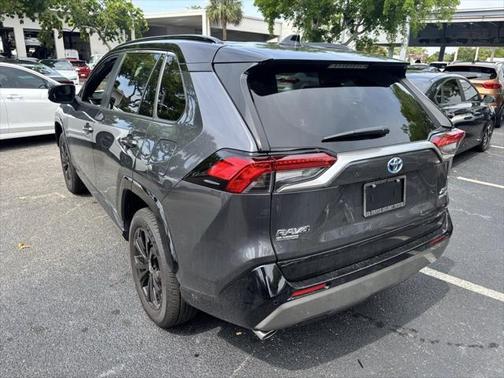 2024 Toyota RAV4 Hybrid SE