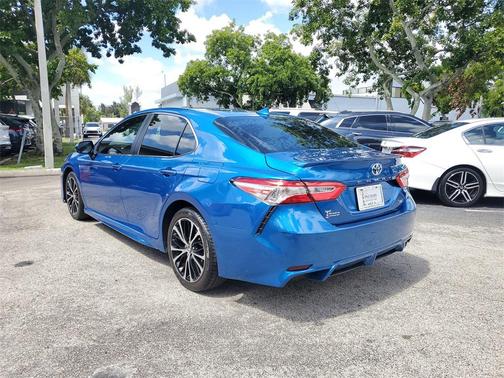 2020 Toyota Camry LE