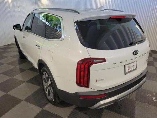 2021 Kia Telluride S