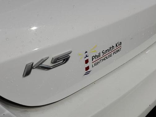 2022 Kia K5 LXS
