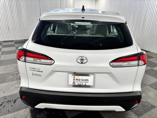 2025 Toyota Corolla Cross LE