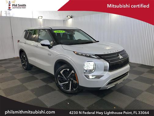 2023 Mitsubishi Outlander PHEV LE