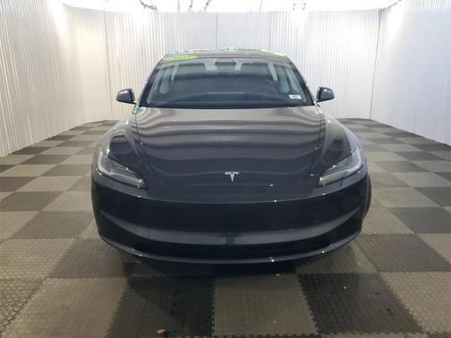 2025 Tesla Model 3 Long Range