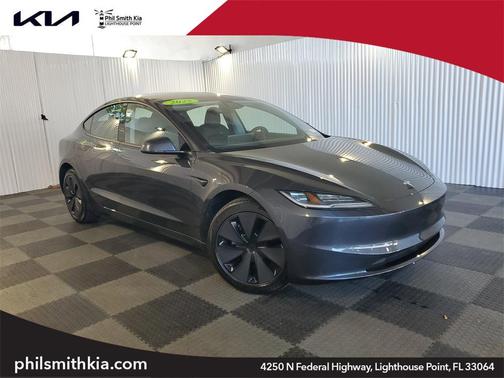 2025 Tesla Model 3 Long Range