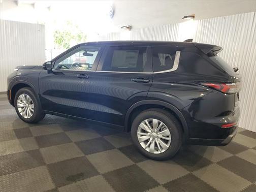 2025 Mitsubishi Outlander ES 2.5 S-AWC