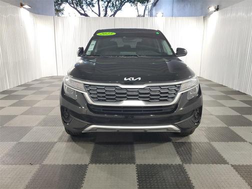 2023 Kia Seltos LX