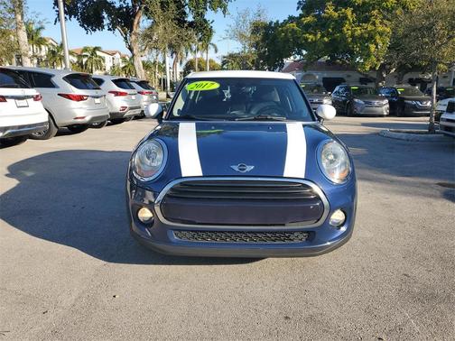2017 MINI Hardtop Cooper