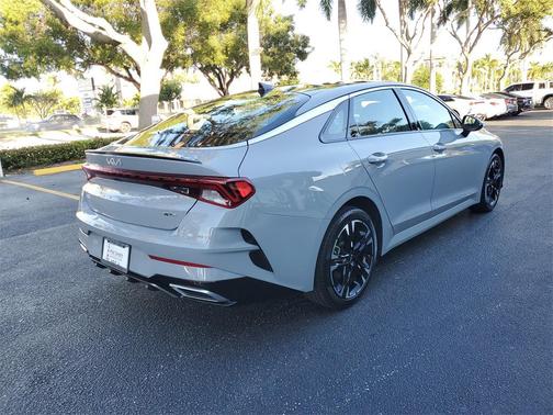 2024 Kia K5 GT-Line