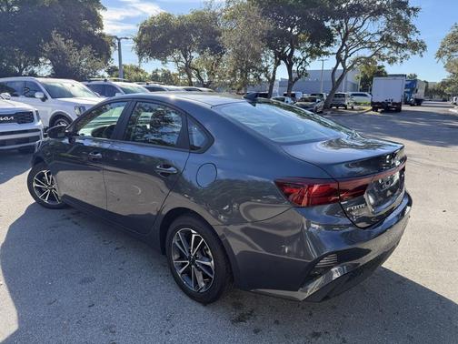 2022 Kia Forte LXS