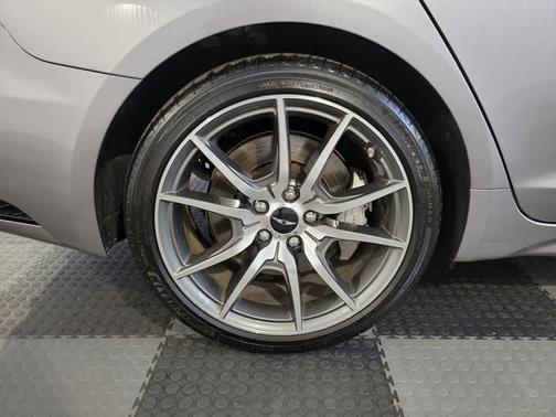 2025 Genesis G70 2.5T RWD