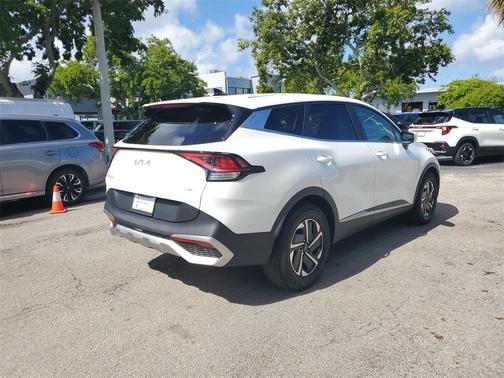 2023 Kia Sportage Hybrid LX