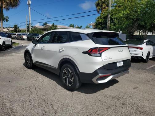 2023 Kia Sportage Hybrid LX