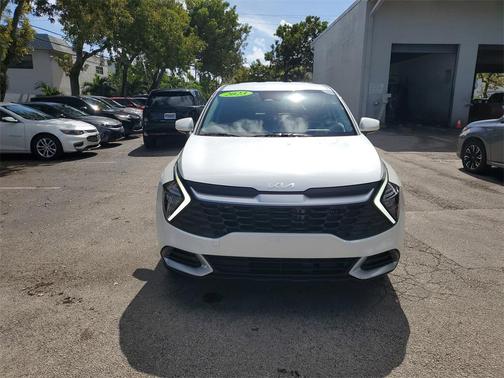 2023 Kia Sportage Hybrid LX