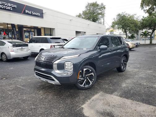 2025 Mitsubishi Outlander PHEV SE S-AWC