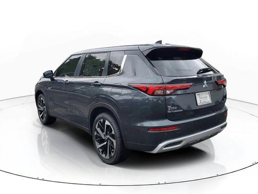 2025 Mitsubishi Outlander PHEV SE S-AWC