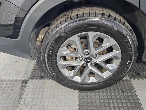2024 Kia Telluride LX