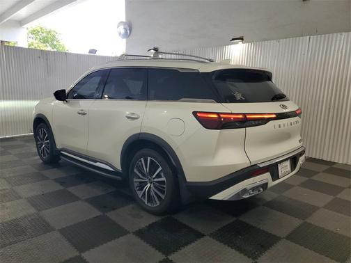 2022 INFINITI QX60 SENSORY