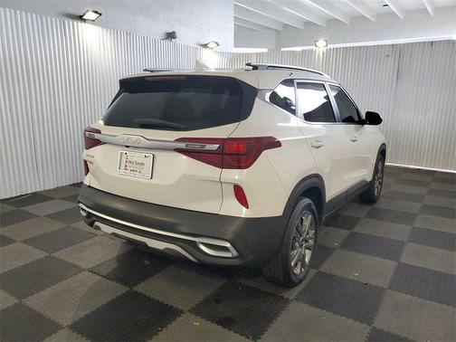 2022 Kia Seltos S
