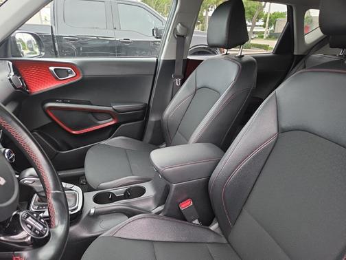 2023 Kia Soul GT-Line