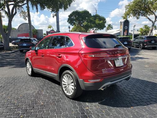 2019 Lincoln MKC Standard