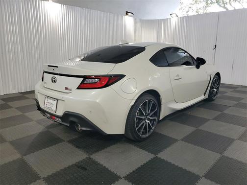 2023 Toyota GR86 Base