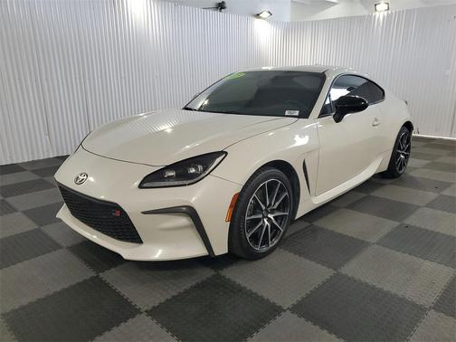 2023 Toyota GR86 Base