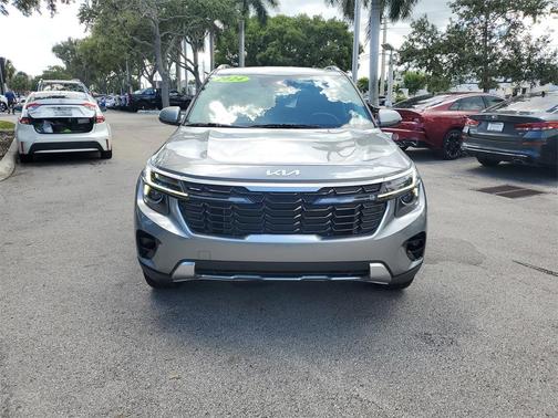 2024 Kia Seltos EX