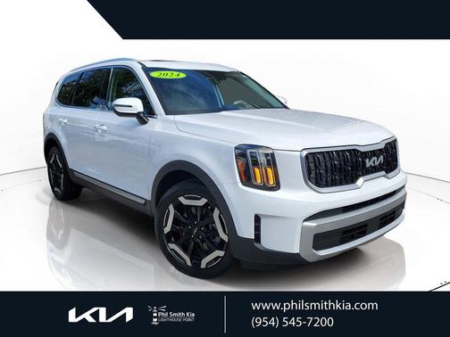 Glacial White Pearl 2024 Kia Telluride EX