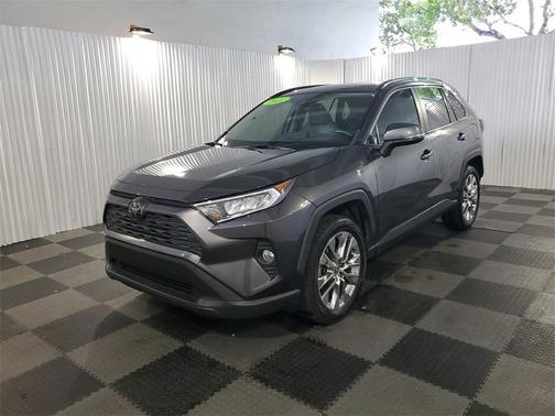 2021 Toyota RAV4 XLE Premium