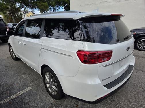 2021 Kia Sedona EX