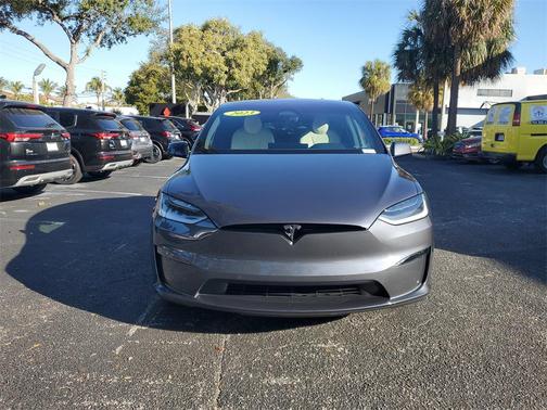2023 Tesla Model X Standard Range