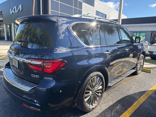 2018 INFINITI QX80 Base