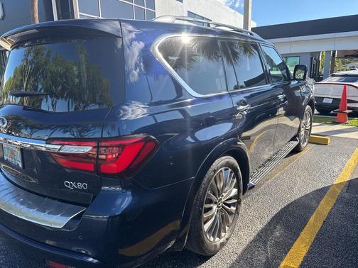 2018 INFINITI QX80 Base