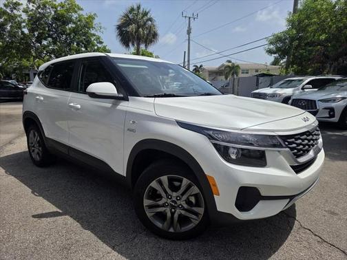2023 Kia Seltos LX