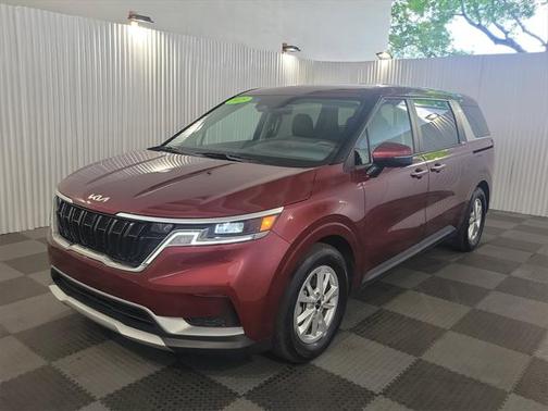 2023 Kia Carnival LX