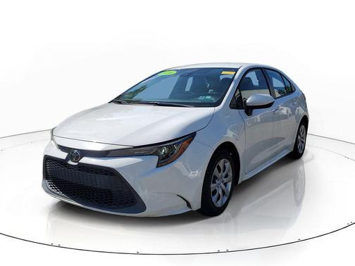 Super White 2020 Toyota Corolla LE