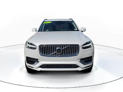 2023 Volvo XC90 Recharge Plug-In Hybrid T8 Ultimate Bright Theme 7-Seater