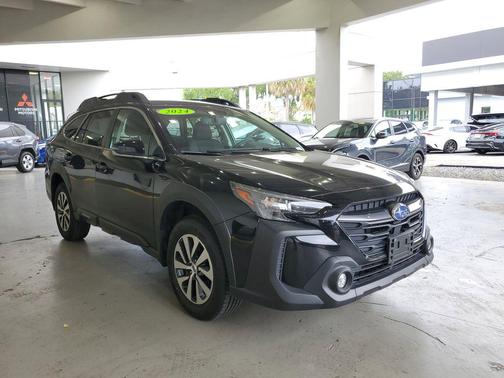 Crystal Black Silica 2024 Subaru Outback Premium