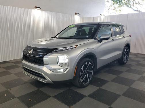 2023 Mitsubishi Outlander SE 2.5 2WD